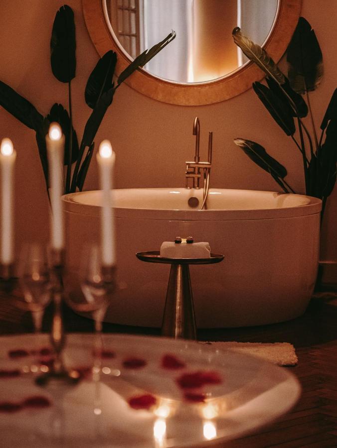 Maison Marie-Astrid, Suite Avec Balneo Privee بوردو المظهر الخارجي الصورة