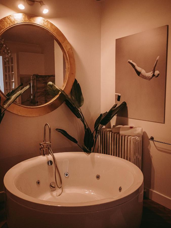 Maison Marie-Astrid, Suite Avec Balneo Privee بوردو المظهر الخارجي الصورة